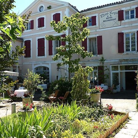 Hotel Le Mont Royal Realmont Bagian luar foto