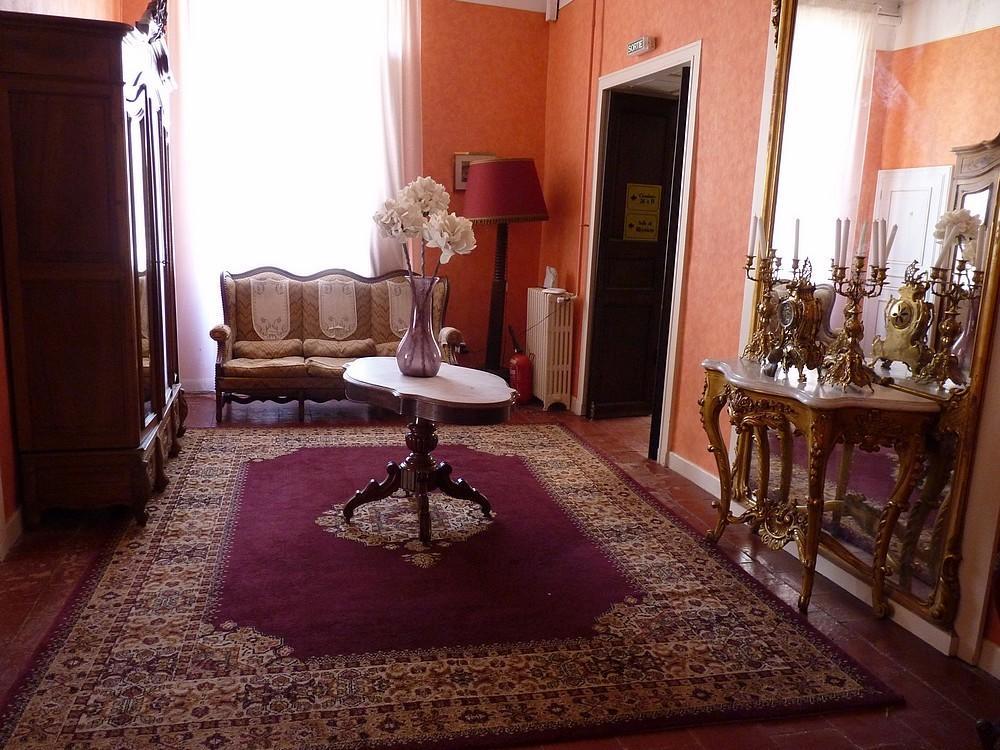 Hotel Le Mont Royal Realmont Bagian luar foto