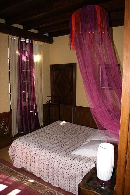 Hotel Le Mont Royal Realmont Bagian luar foto